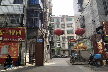 明湖中学北邻杭州花园步梯高层送储藏室可分期